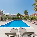 דירה Lauschiges Mit 60m2 Pool, Babybett, Waschmaschine, Grillbereich - Nur 800 Meter Zum פורץ