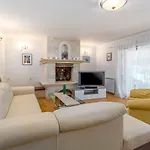 Lauschiges Mit 60m2 Pool, Babybett, Waschmaschine, Grillbereich - Nur 800 Meter Zum * Poreč